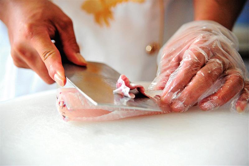 鱼生很美味  小心病"虫"口入