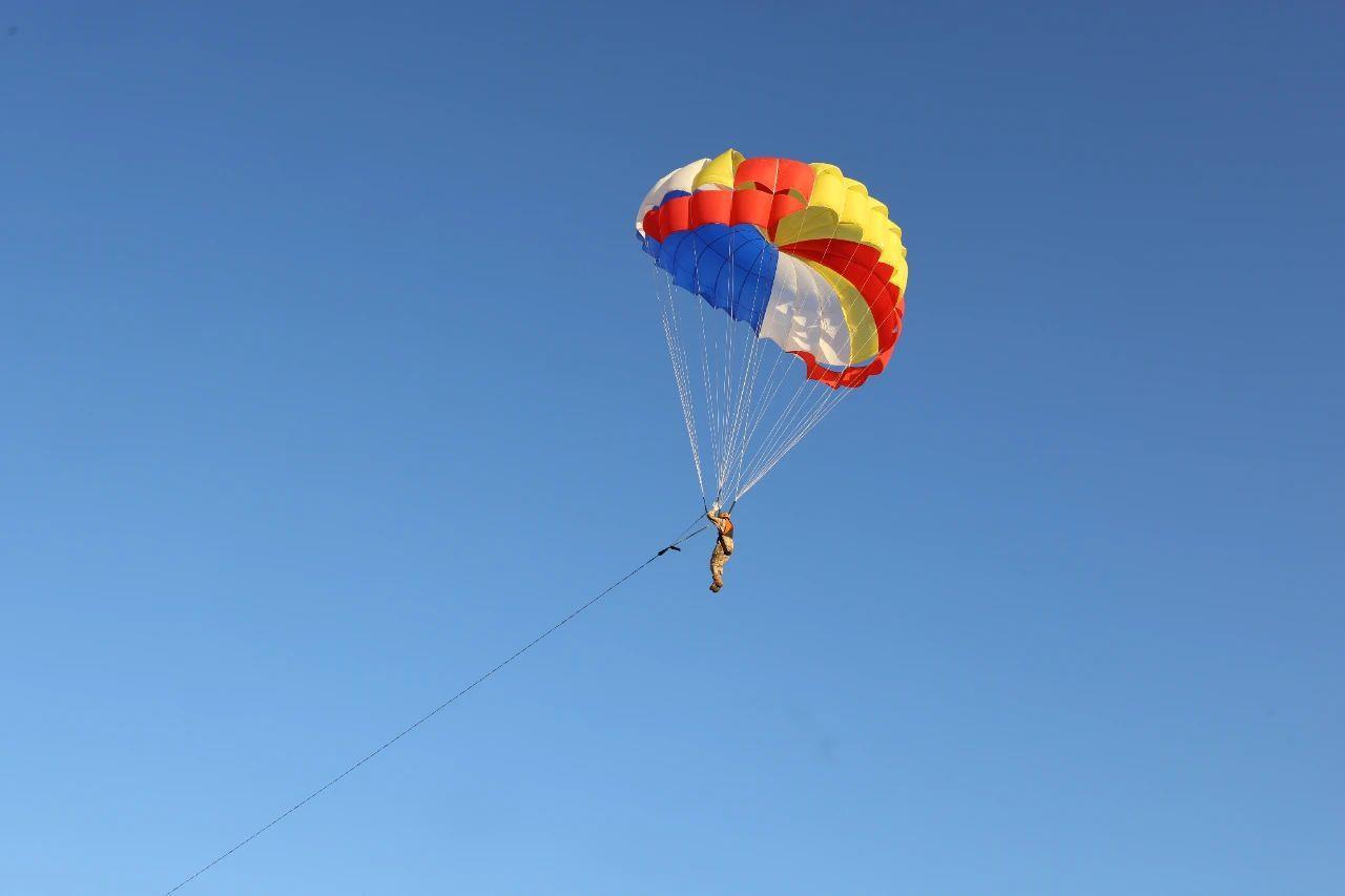 专注每一个角色都是独一无二在这里变得确实很"简单"才让"放风筝"这项