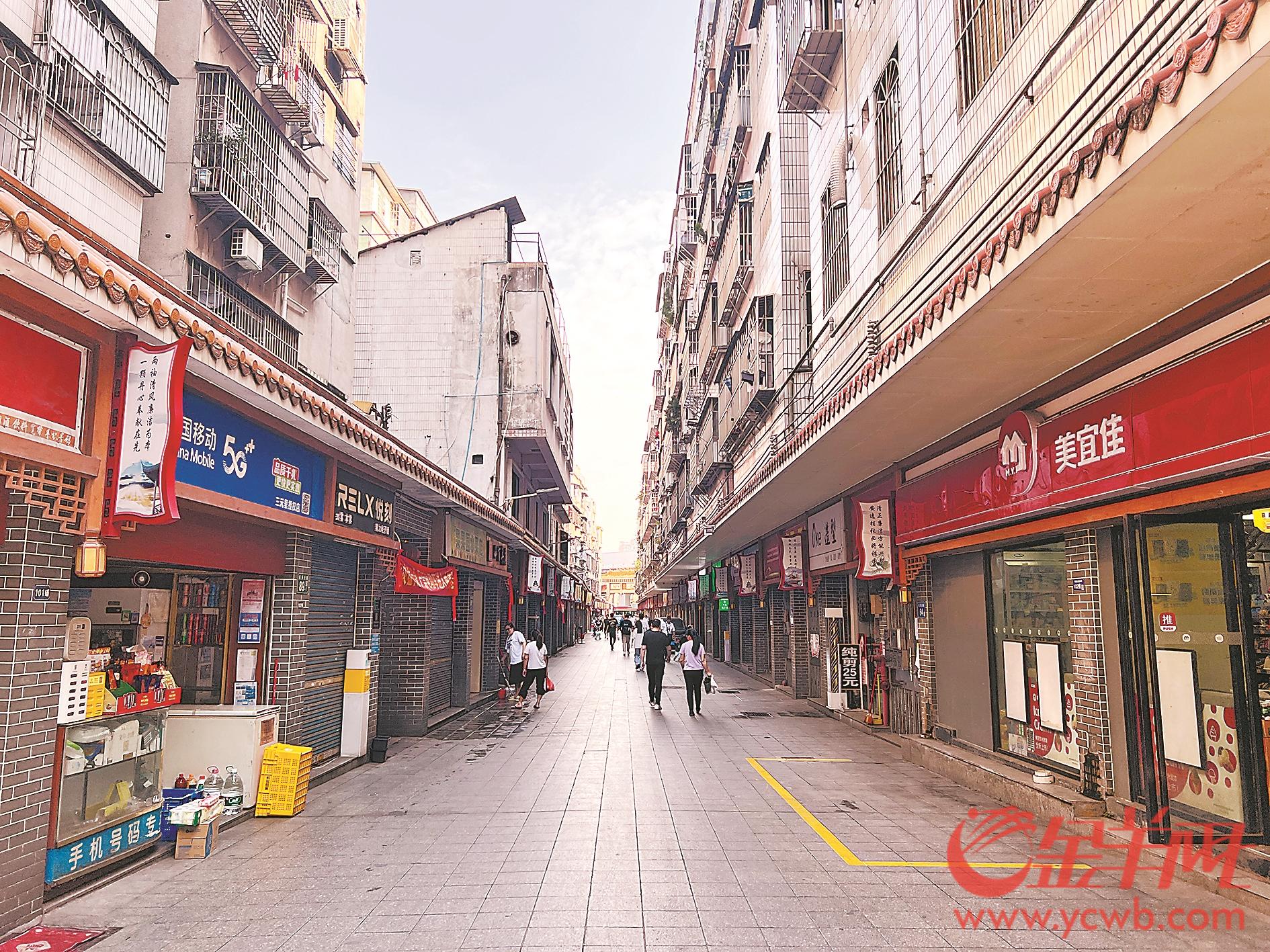 广州三元里村禁停"电鸡"措施实施首日:九成车主主动移车 村巷更加空旷