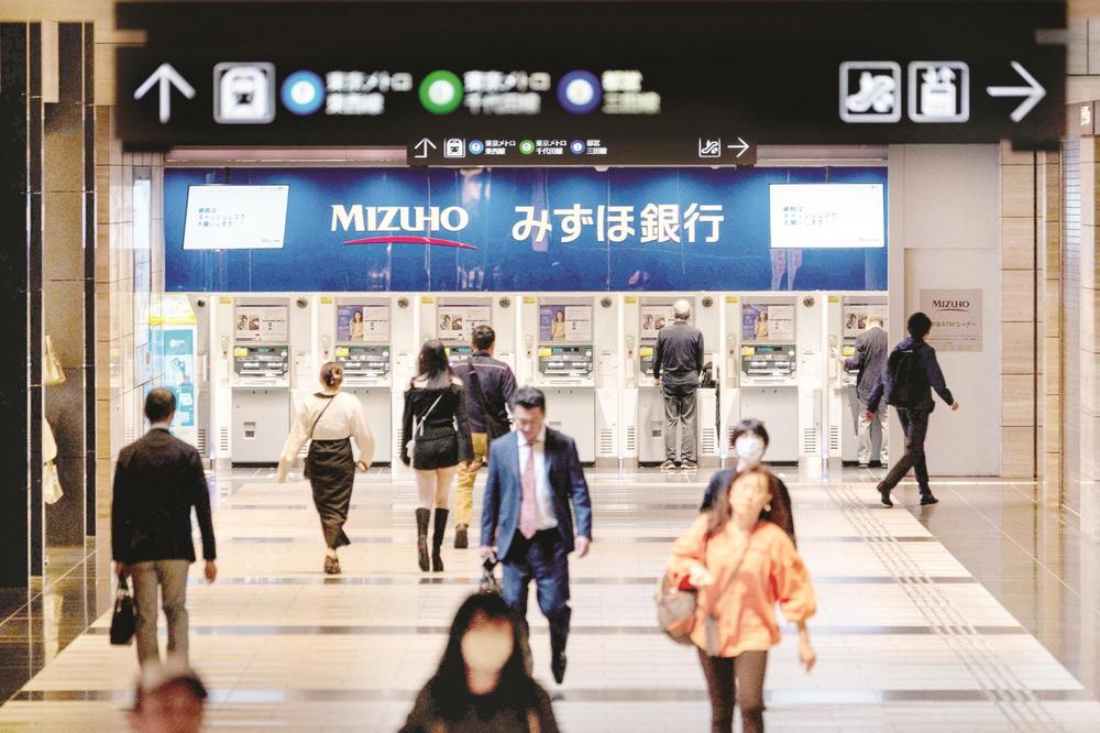 新新华社记者 刘春燕 欧阳迪娜日本内阁府16日发布的初步统计结果显示