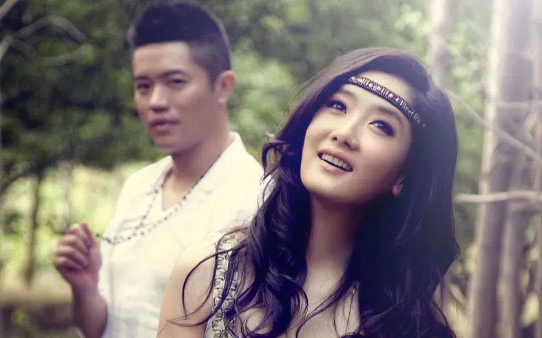 凤凰传奇,不再是传奇