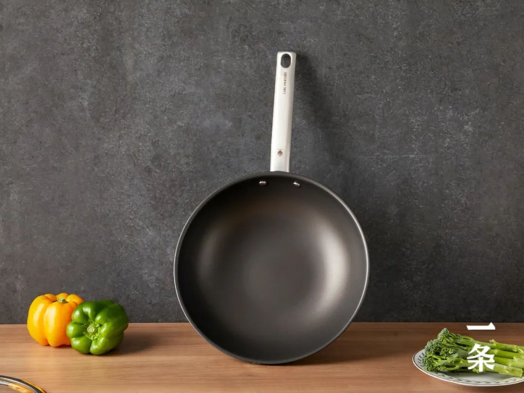 材质,重量轻,硬度高,非常坚固结实,常被用于军工航天等领域,造火箭