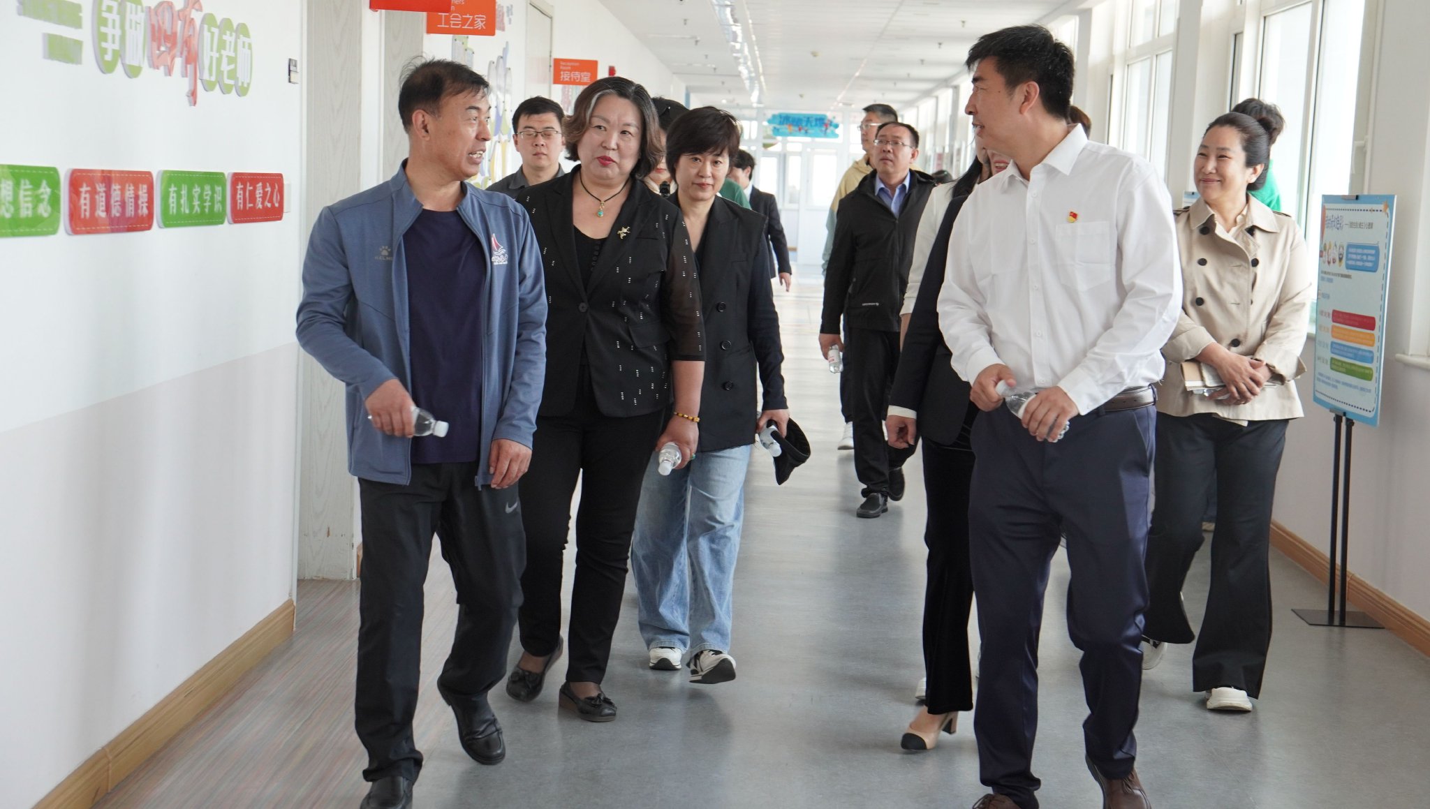 家校共融,社区探校共前行——青岛宁夏路小学举行幼