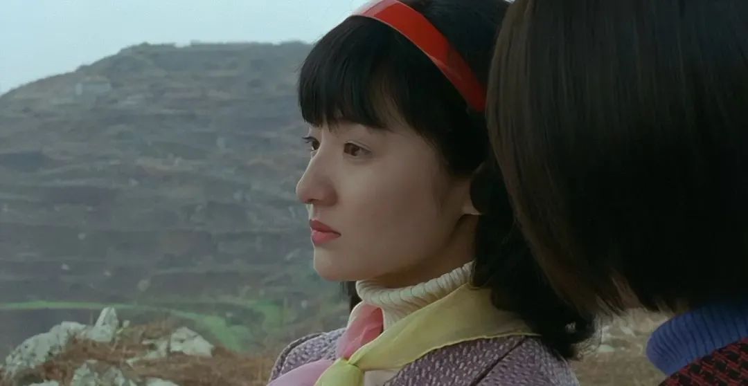 《青红》剧照他们都怀着强烈的乡愁,寻找归属感,漂泊在偌大,冷漠的