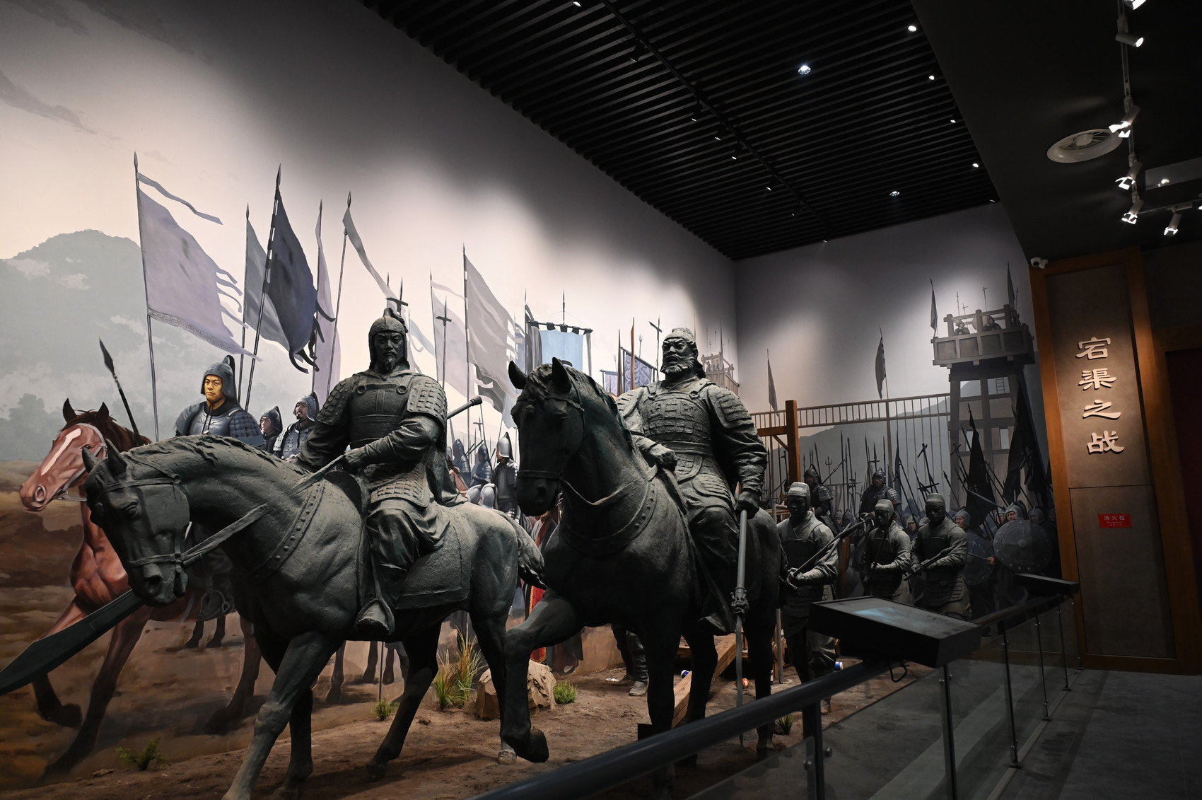 南充市博物馆今起正式开馆 800余件珍贵藏品亮相