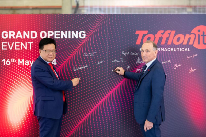 东富龙集团董事长郑效东与itema集团ceo ugo ghilardi2024年5月16日