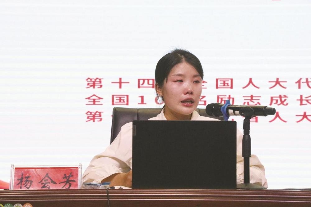 5月14日,邯郸幼儿师范高等专科学校优秀毕业生杨会芳回母校作题为
