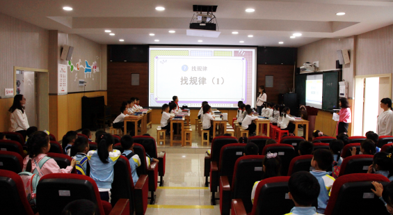 绵阳市开元幼儿园小朋友来剑南路小学开展参观体验活动