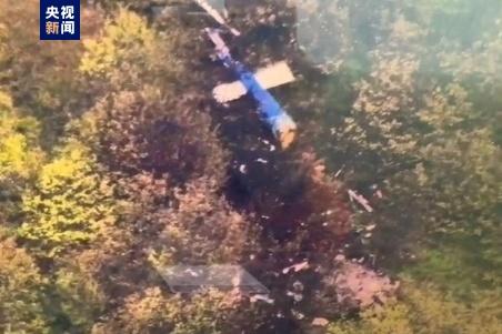 ▲无人机拍摄的事故直升机现场图片 图据央视新闻