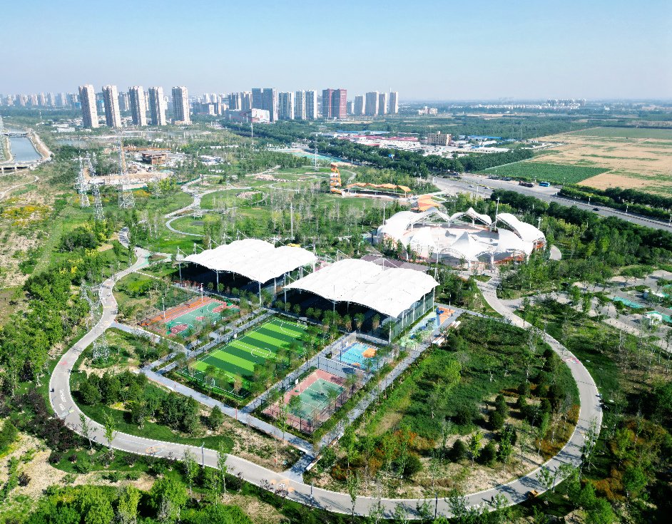 水平,去年开始,竞秀公园构建"市民园长 志愿者 监督员"的群众监管体系