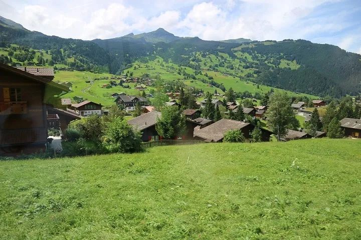 【市场概览】前日金融市场点评