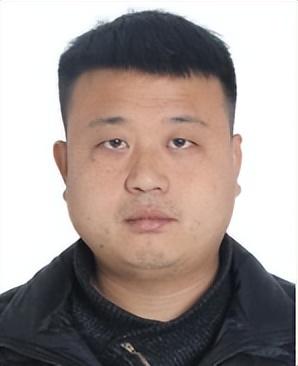 詹立刚,外号"小胖墩",身份证号码:36233419910120****,户籍地:婺源