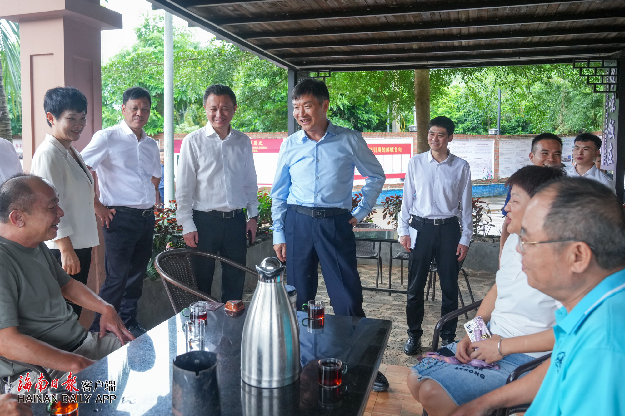 刘小明在澄迈县调研经济社会发展