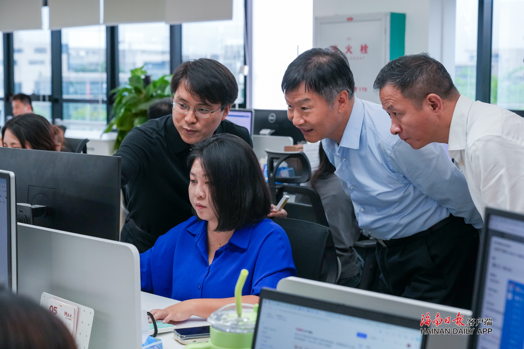 刘小明在澄迈县调研经济社会发展