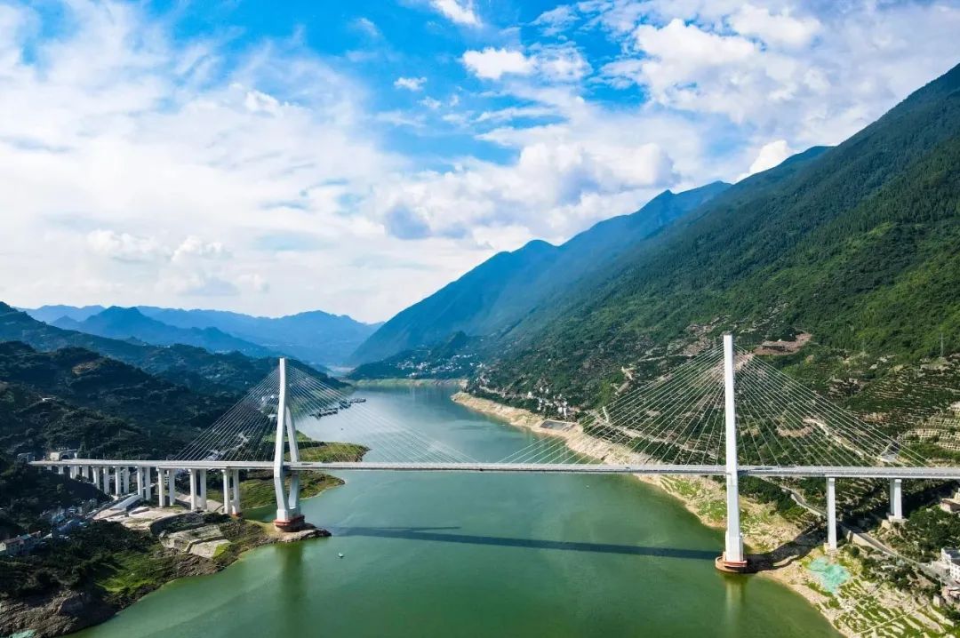 湖北"当枝松宜东"5市(区)共推流域综合治理