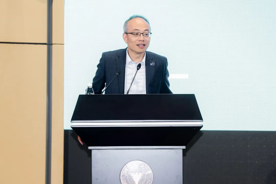 浙江大学管理学院常务副院长,党委副书记谢小云教授同时,他也强调