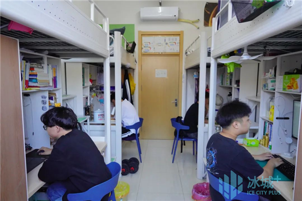学霸也爱"玩"!秀秀不一样的哈工大高"研"值寝室