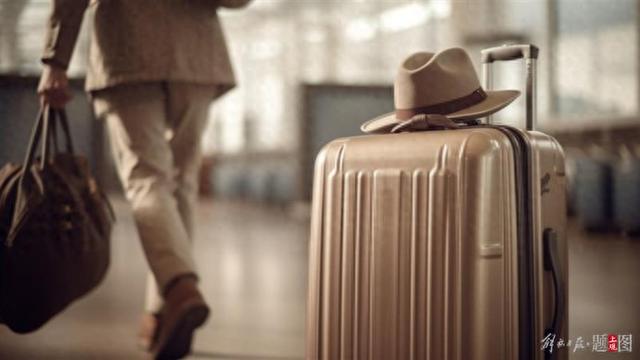 从上海坐公交去漠河的"00后"已前往东南亚:途中丢了身份证还遇铁路