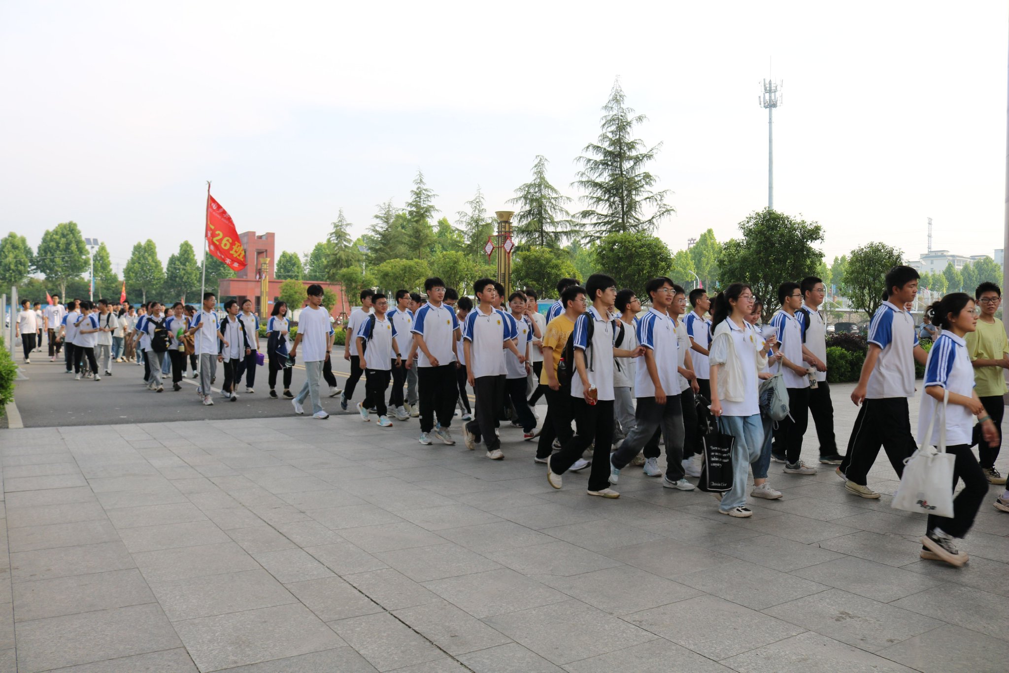 赋能助力 "赢"接高考——内乡县高级中学高三学子素质拓展活动