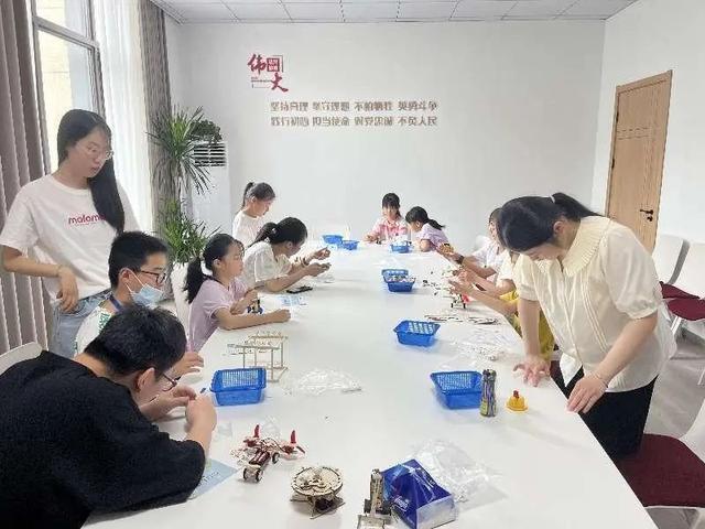 海湾镇海兴社区居委"组合拳"式"精"治理,激活社区治理"一江春水"!