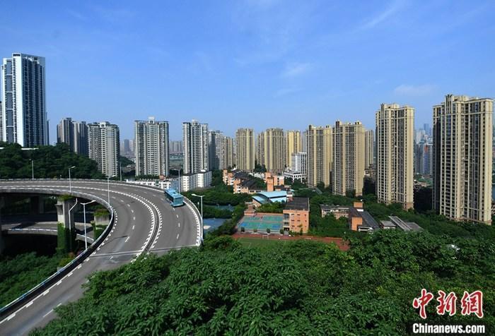   尊府图：商品住宅高楼。中新社记者 陈超 摄