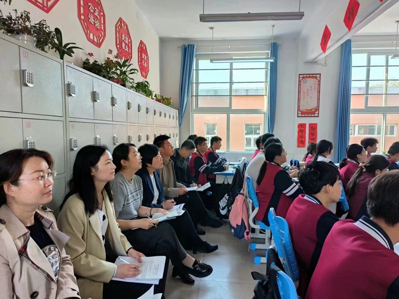 养成教育提升学生素养 赛课竞技彰显教师风采——郑州七十四中养成