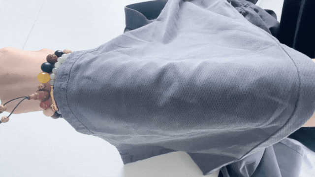 舒适度隔着屏幕都能感受到,不勾丝不闷热,舒服到都不想换.