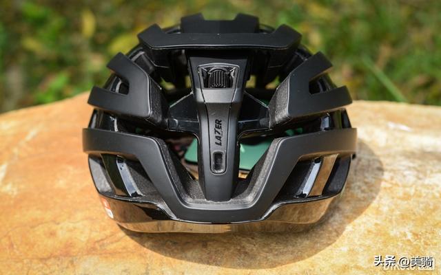 经典依旧 新款lazer z1 kineticore头盔评测