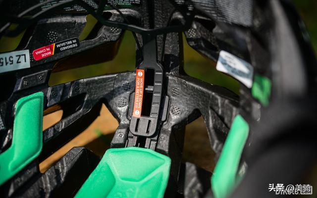 经典依旧 新款lazer z1 kineticore头盔评测