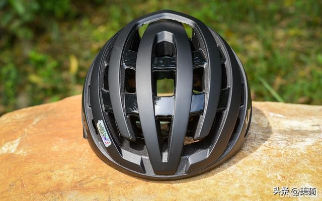 经典依旧 新款lazer z1 kineticore头盔评测