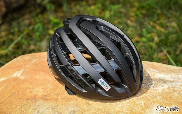 经典依旧 新款lazer z1 kineticore头盔评测