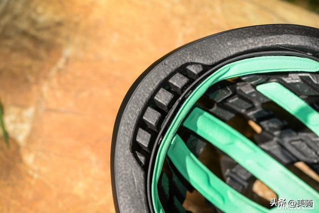 lazer通用尾灯接口与旋钮模块整合在一起新款z1对advanced rollsys