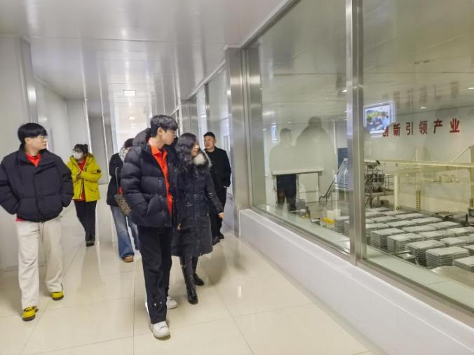 西京学院:学子力量助力乡村振兴 践行黄花产业责任