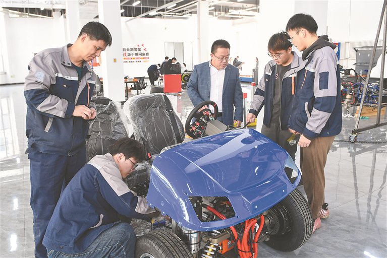 科研 开发 应用"三级跳"