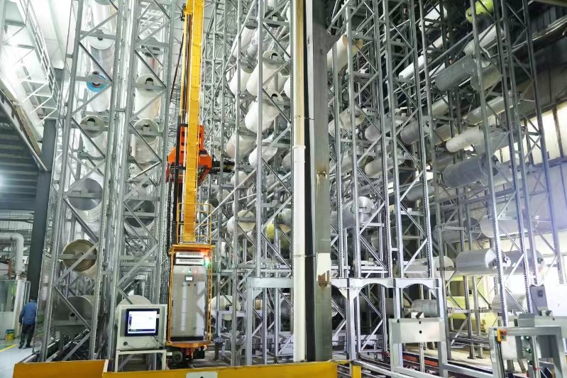 夜光明:将重点建设反光材料智能工厂