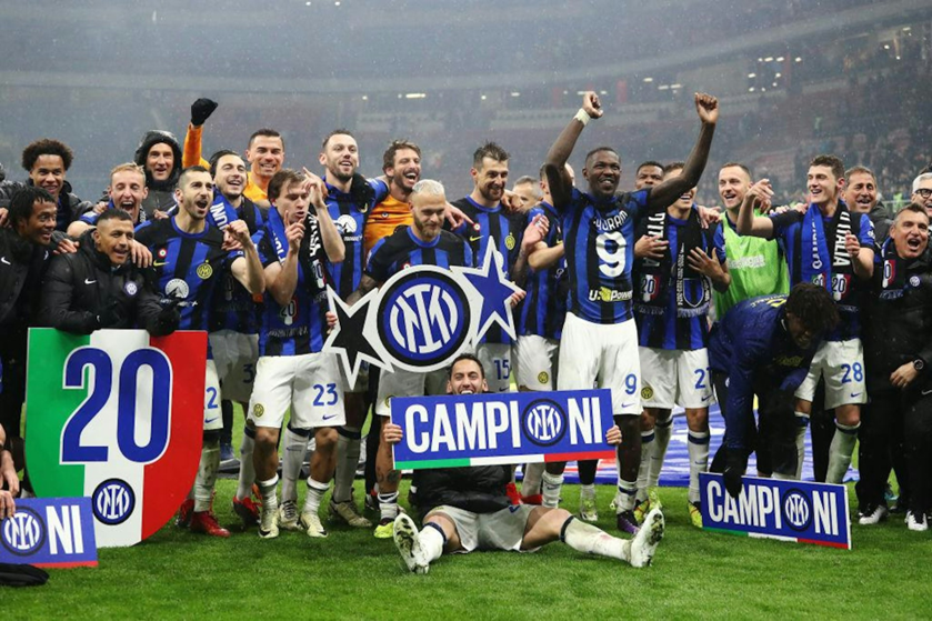 国际米兰今季历史性第20次夺得意甲冠军.