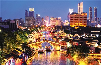 清名桥历史文化街区展现夜繁华