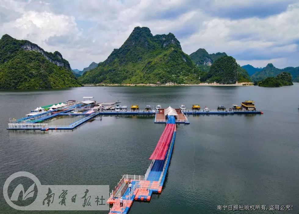 近日广西发布十条夏季文化旅游精品线路和十大茶文化旅游线路,邀请