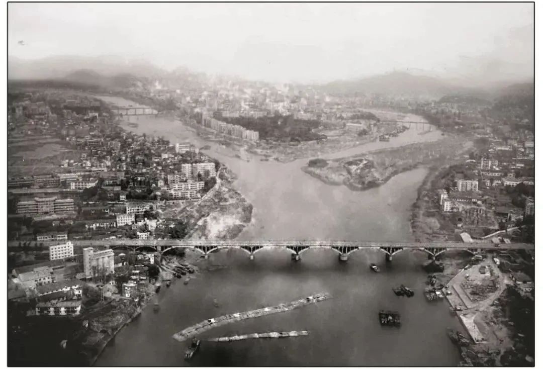 1991年鸟瞰三江的情景。麦国明 摄