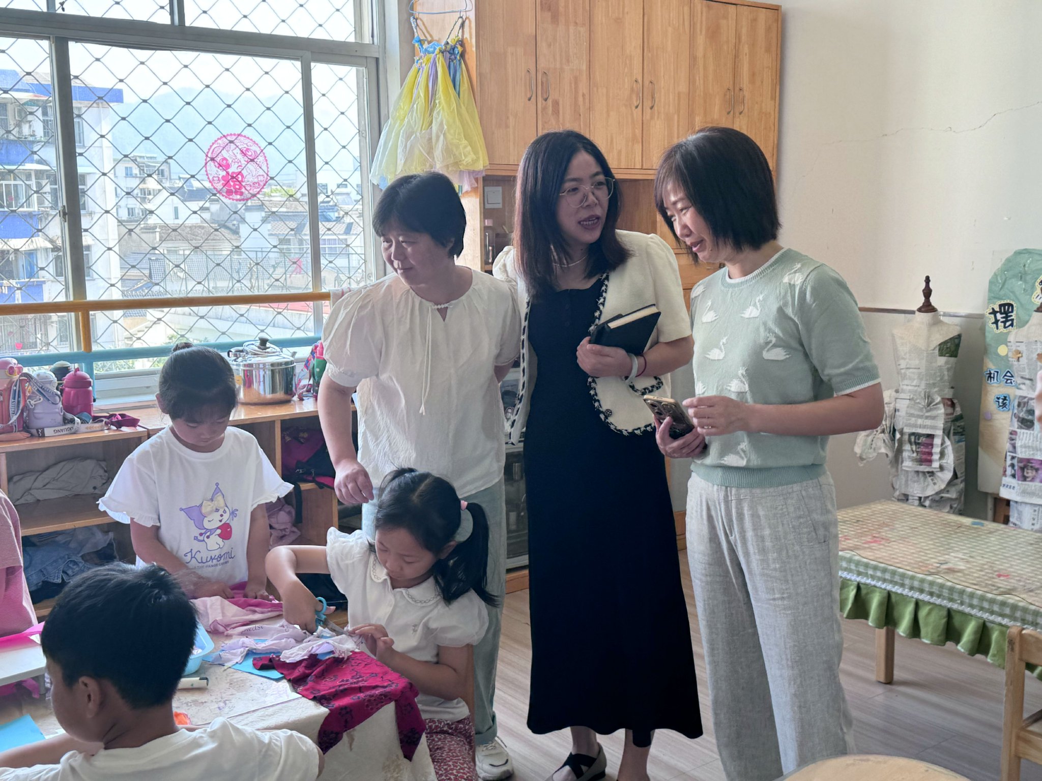 教育局总督学王珏,区委教育工委委员,教研室主任程嗣武,甘棠小学,甘棠