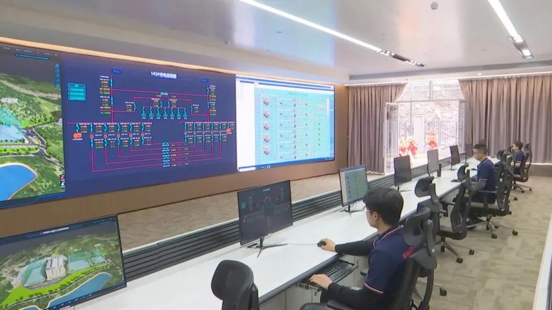 华南数谷智算中心由中国电子集团和鹰硕集团共同投资建设。