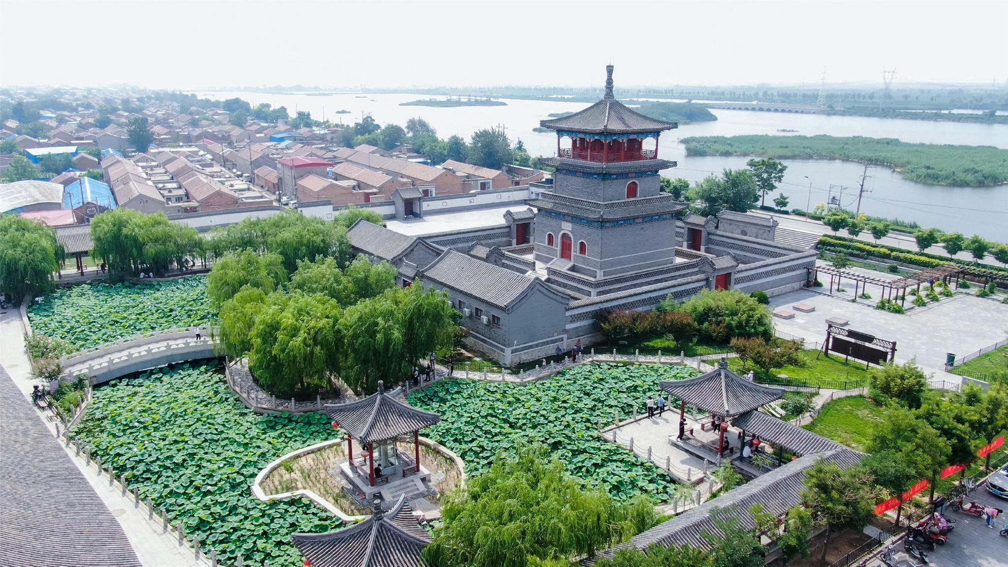 通讯员 杨镇源 摄走在霸州市胜芳古镇的街道上,古建筑赏心悦目,非遗