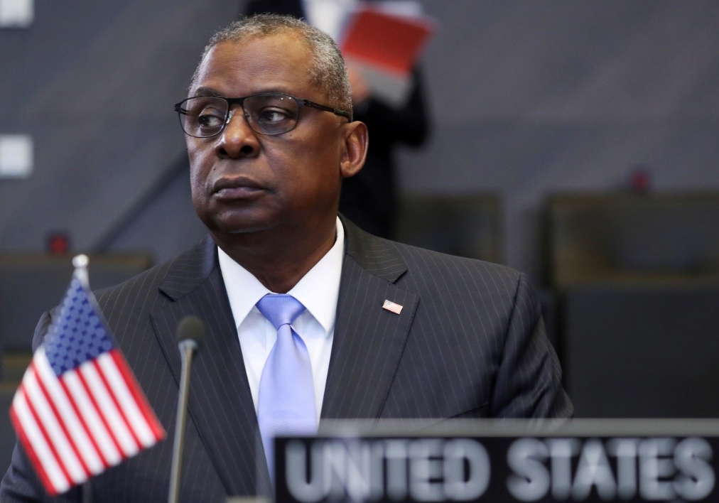 美国国防部发表声明称,美国国防部长奥斯汀此前于24日晚6时左右在