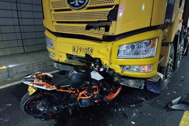 4人被刑拘,紧急提醒:别寻一时刺激!