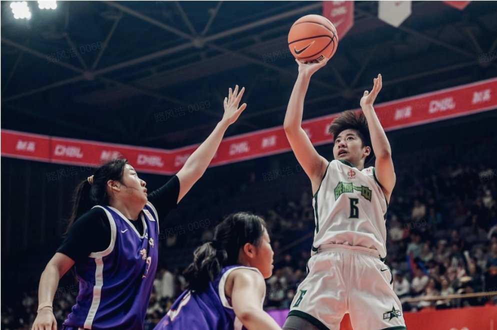 亚军的光芒——杀入全国总决赛的小城高中女篮