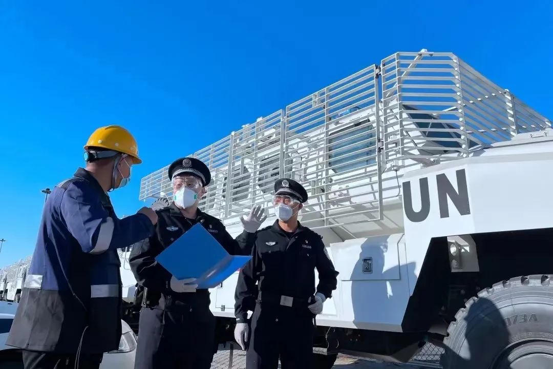 东风劲吹春潮涌 实干逐"新"谱华章