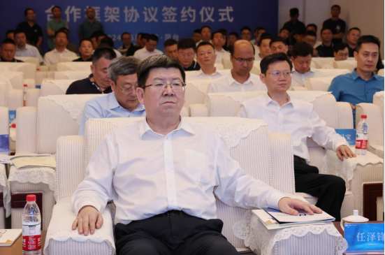 淮南市委书记任泽锋,市委副书记,市长张志强,安徽省科技厅二级巡视员