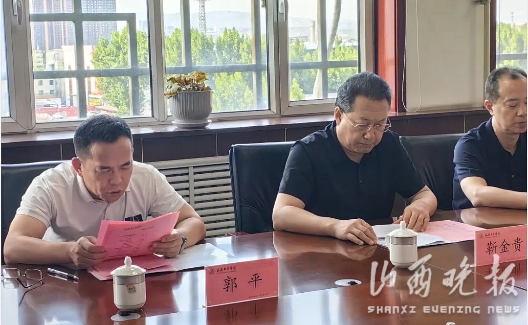 世石,太原市尖草坪区科技实验小学政教主任王丽君等人出席了此次活动