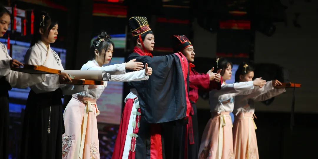 新刊热卖 | 2024年5月刊《新质生产力之未来产业》