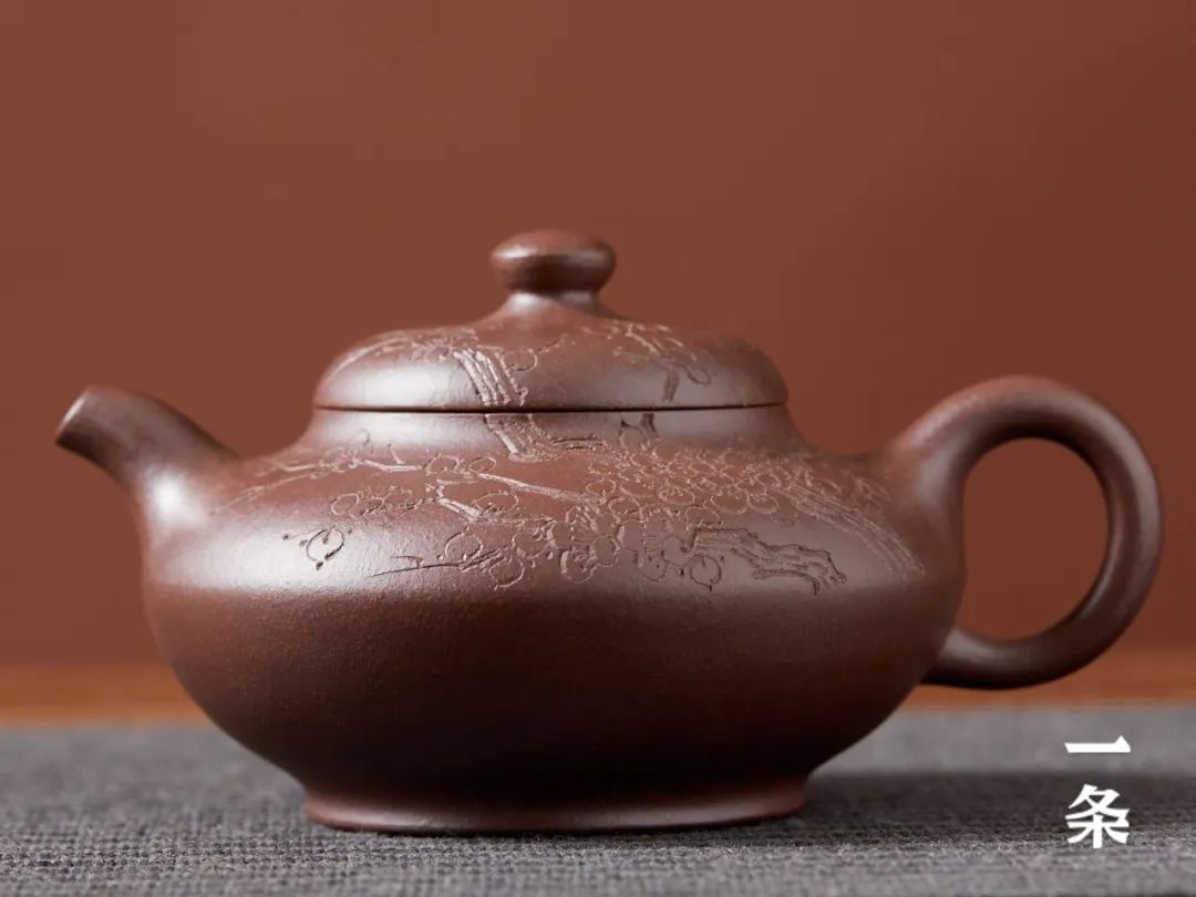 原作复刻顾景舟壶,家藏15年老紫泥手工制作,素雅有致